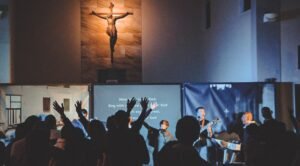 Pemahaman Mendalam Perkembangan Agama Kristen di Amerika